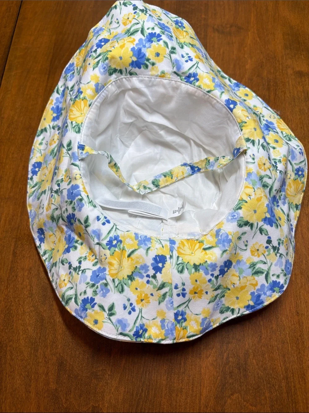 Lot of Janie & Jack + Modern Baby Floral Sun Hats in Yellow, Blue, & White